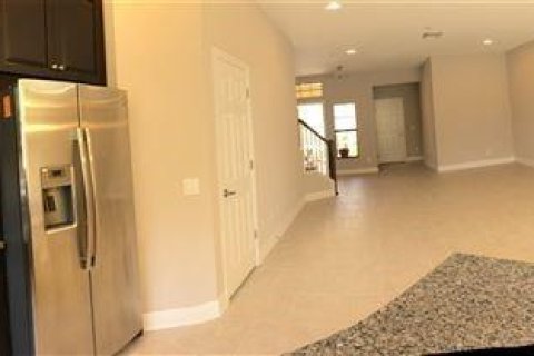 Touwnhouse à louer à Bradenton, Floride: 3 chambres, 177.26 m2 № 2097336 - photo 14