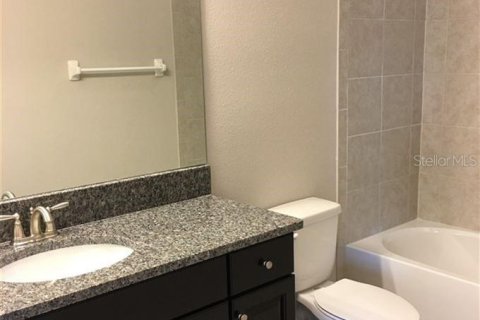 Touwnhouse à louer à Bradenton, Floride: 3 chambres, 177.26 m2 № 2097336 - photo 24