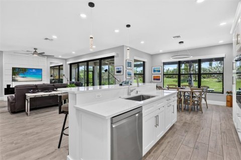 Villa ou maison à vendre à Saint Lucie, Floride: 3 chambres, 191.75 m2 № 2286983 - photo 24