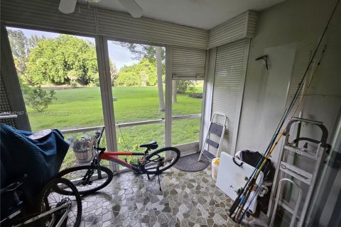 Copropriété à vendre à Pompano Beach, Floride: 2 chambres, 102.19 m2 № 1834102 - photo 5