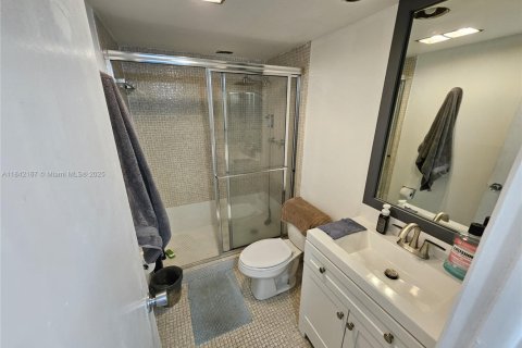 Copropriété à vendre à Pompano Beach, Floride: 2 chambres, 102.19 m2 № 1834102 - photo 7