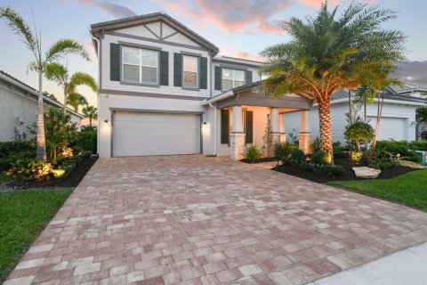 House in Palm Beach Gardens, Florida 4 bedrooms, 252.32 sq.m. № 2146985 - photo 3