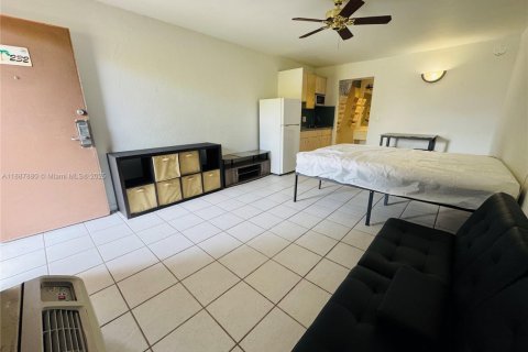 Condo in Davenport, Florida  № 1941785 - photo 5