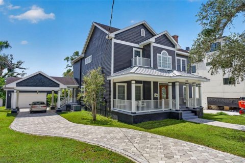 Villa ou maison à Tampa, Floride 4 chambres, 276.38 m2 № 2333984