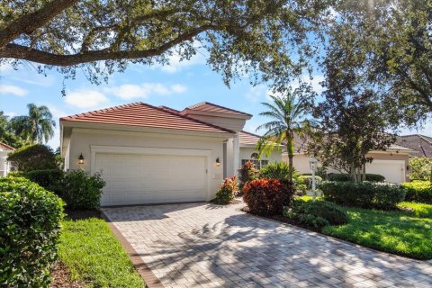 Villa ou maison à vendre à University Park, Floride: 2 chambres, 211.45 m2 № 2428789 - photo 4