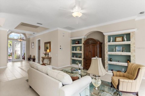 Villa ou maison à vendre à University Park, Floride: 2 chambres, 211.45 m2 № 2428789 - photo 24