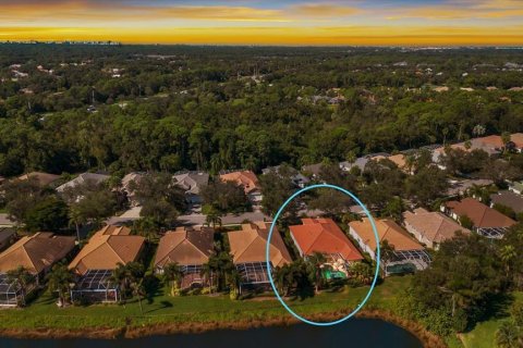 Villa ou maison à vendre à University Park, Floride: 2 chambres, 211.45 m2 № 2428789 - photo 5