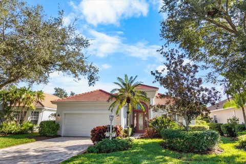 Villa ou maison à vendre à University Park, Floride: 2 chambres, 211.45 m2 № 2428789 - photo 3