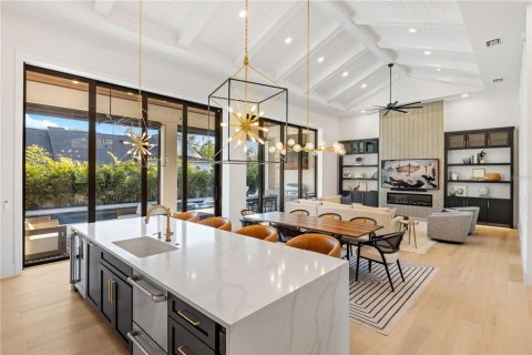 Casa en venta en Sarasota, Florida, 4 dormitorios, 303.05 m2 № 2386584 - foto 16