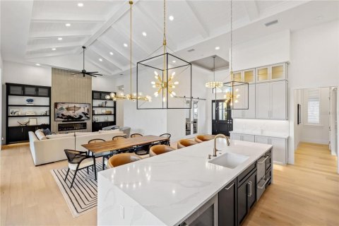 Casa en venta en Sarasota, Florida, 4 dormitorios, 303.05 m2 № 2386584 - foto 20