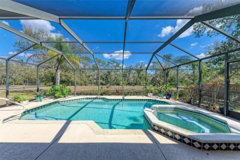 House in Bradenton, Florida 3 bedrooms, 169.18 sq.m. № 1593157 - photo 6