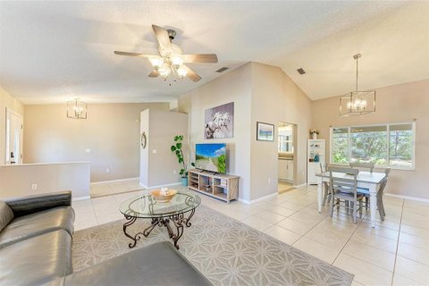 House in Bradenton, Florida 3 bedrooms, 169.18 sq.m. № 1593157 - photo 11
