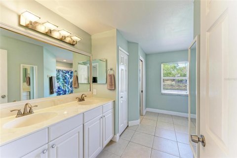 House in Bradenton, Florida 3 bedrooms, 169.18 sq.m. № 1593157 - photo 23