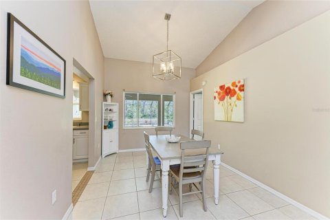 House in Bradenton, Florida 3 bedrooms, 169.18 sq.m. № 1593157 - photo 13