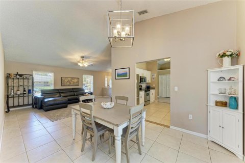 House in Bradenton, Florida 3 bedrooms, 169.18 sq.m. № 1593157 - photo 12