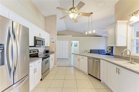 House in Bradenton, Florida 3 bedrooms, 169.18 sq.m. № 1593157 - photo 14