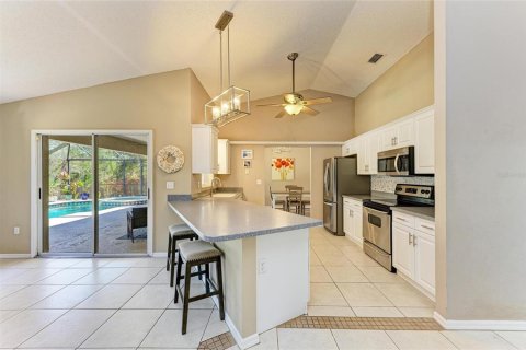 House in Bradenton, Florida 3 bedrooms, 169.18 sq.m. № 1593157 - photo 15