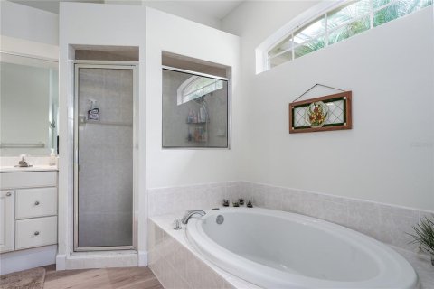 House in Lakewood Ranch, Florida 3 bedrooms, 171.96 sq.m. № 1912630 - photo 18