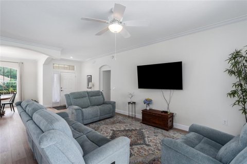 House in Lakewood Ranch, Florida 3 bedrooms, 171.96 sq.m. № 1912630 - photo 7