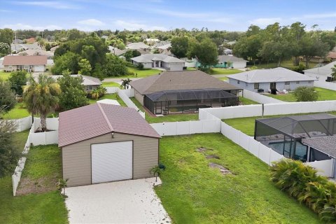Casa en venta en Port Charlotte, Florida, 4 dormitorios, 185.15 m2 № 2384474 - foto 8