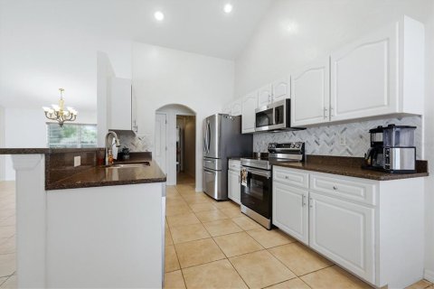 Casa en venta en Port Charlotte, Florida, 4 dormitorios, 185.15 m2 № 2384474 - foto 28