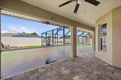 Casa en venta en Port Charlotte, Florida, 4 dormitorios, 185.15 m2 № 2384474 - foto 23