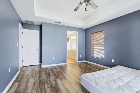 Casa en venta en Port Charlotte, Florida, 4 dormitorios, 185.15 m2 № 2384474 - foto 22
