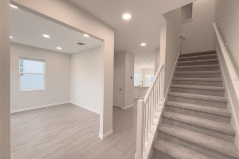 Adosado en alquiler en Apopka, Florida, 3 dormitorios, 170.48 m2 № 1912952 - foto 11