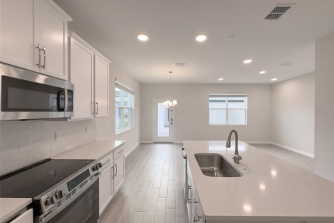 Adosado en alquiler en Apopka, Florida, 3 dormitorios, 170.48 m2 № 1912952 - foto 17