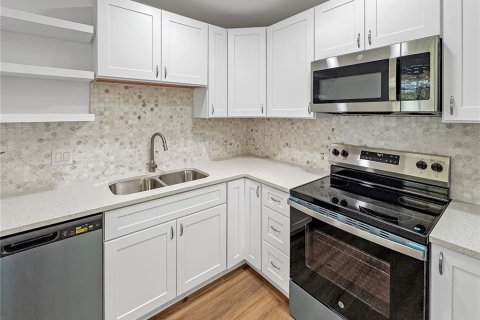 Condominio en alquiler en Seminole, Florida, 2 dormitorios, 83.15 m2 № 1878108 - foto 18