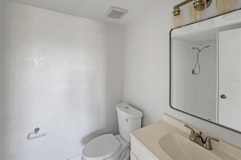 Condominio en alquiler en Seminole, Florida, 2 dormitorios, 83.15 m2 № 1878108 - foto 8