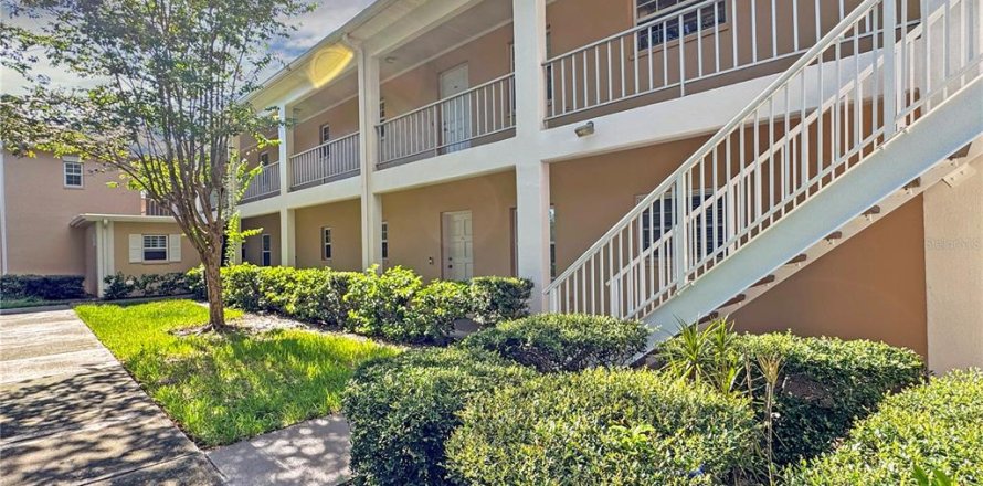 Condominio en Seminole, Florida, 2 dormitorios  № 1878108