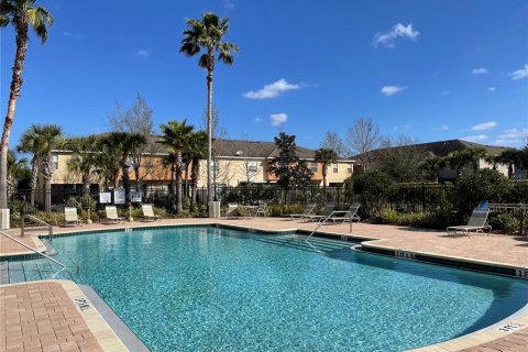 Townhouse in Tampa, Florida 2 bedrooms, 138.98 sq.m. № 1916083 - photo 26
