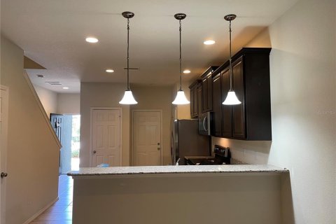 Townhouse in Tampa, Florida 2 bedrooms, 138.98 sq.m. № 1916083 - photo 8