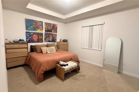 Villa ou maison à vendre à Miami, Floride: 3 chambres, 137.77 m2 № 1991724 - photo 5