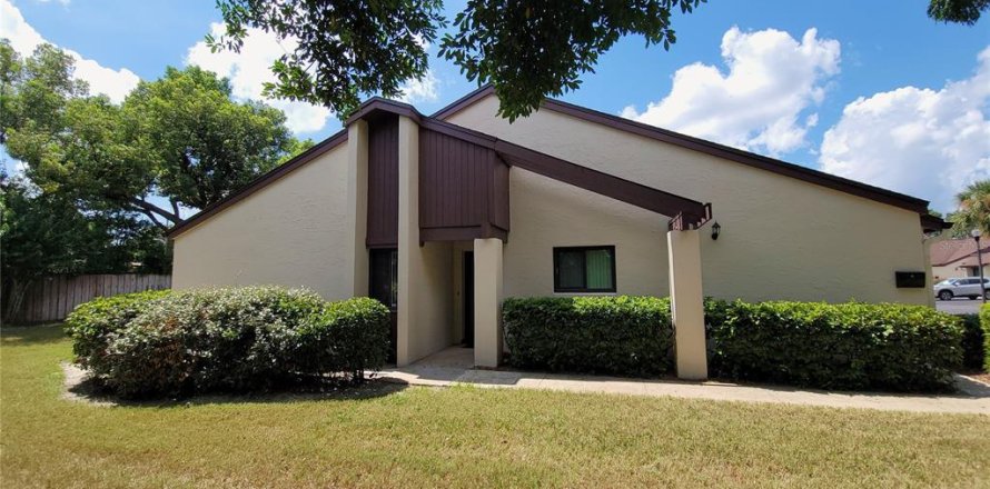 Condominio en Orange City, Florida, 2 dormitorios  № 1855777