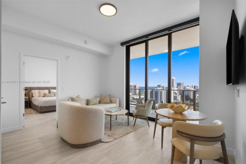 Copropriété à vendre à Miami Beach, Floride: 2 chambres, 74.51 m2 № 1937553 - photo 2