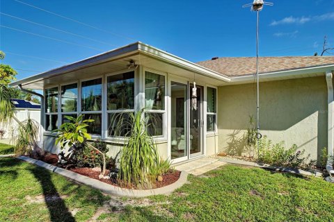 Casa en venta en Venice, Florida, 2 dormitorios, 130.53 m2 № 2388231 - foto 7