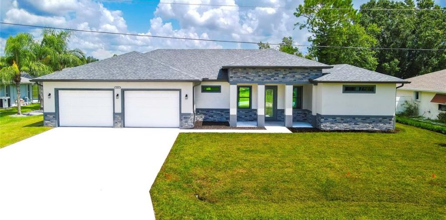 House in Punta Gorda, Florida 3 bedrooms, 199.83 sq.m. № 2308819
