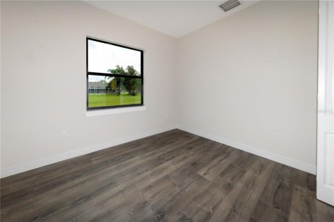 House in Punta Gorda, Florida 3 bedrooms, 199.83 sq.m. № 2308819 - photo 23