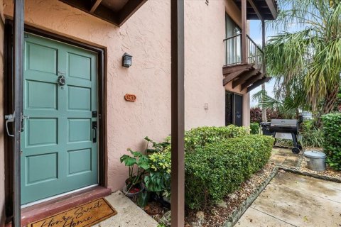 Condo in Lake Wales, Florida, 2 bedrooms  № 1580572 - photo 5