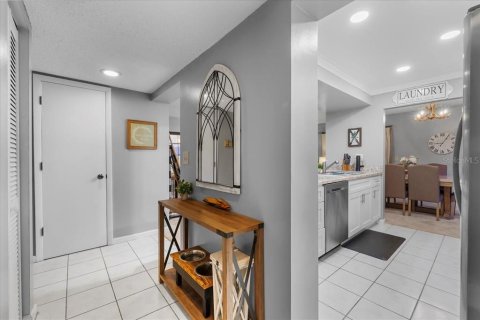 Condo in Lake Wales, Florida, 2 bedrooms  № 1580572 - photo 7