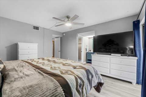 Condo in Lake Wales, Florida, 2 bedrooms  № 1580572 - photo 20