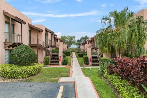 Condo in Lake Wales, Florida, 2 bedrooms  № 1580572 - photo 30