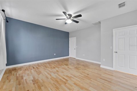 Touwnhouse à vendre à Palm Harbor, Floride: 3 chambres, 195.28 m2 № 1718484 - photo 16