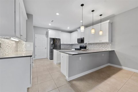 Touwnhouse à vendre à Palm Harbor, Floride: 3 chambres, 195.28 m2 № 1718484 - photo 8
