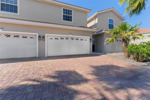 Touwnhouse à vendre à Palm Harbor, Floride: 3 chambres, 195.28 m2 № 1718484 - photo 1