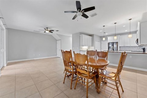 Touwnhouse à vendre à Palm Harbor, Floride: 3 chambres, 195.28 m2 № 1718484 - photo 3