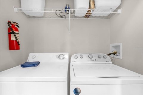 Condominio en venta en Kissimmee, Florida, 1 dormitorio, 87.51 m2 № 1816597 - foto 22