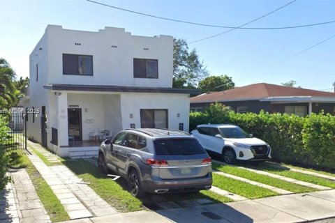 Touwnhouse à louer à Miami, Floride: 4 chambres № 1957281 - photo 1